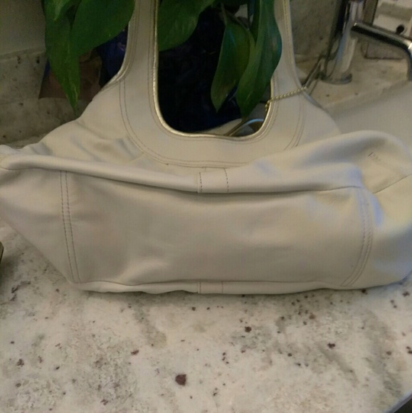 Authentic Coach Off White/ Gold Leather Handbag
